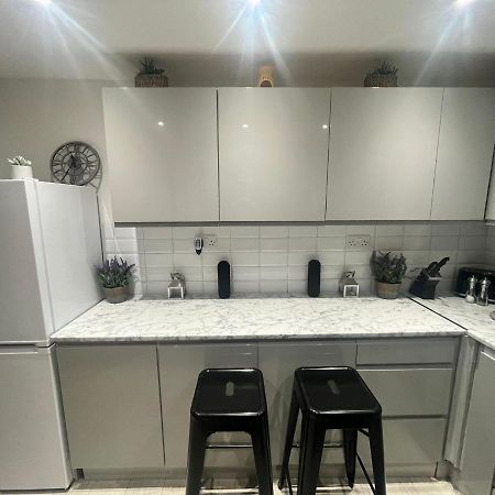 Archway Apartment Лондон Екстериор снимка